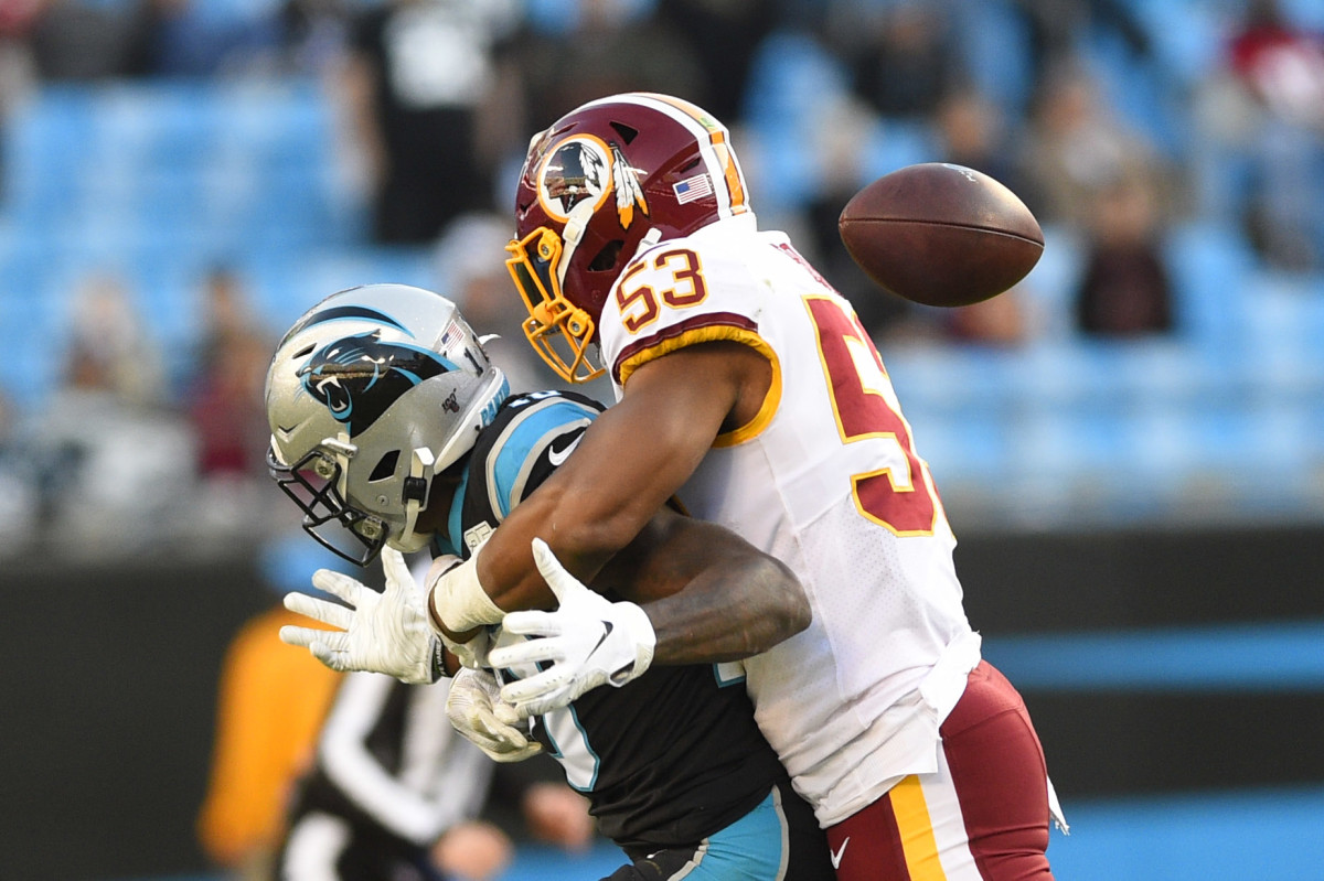 Jon Bostic Carolina © Bob Donnan-USA TODAY Sports